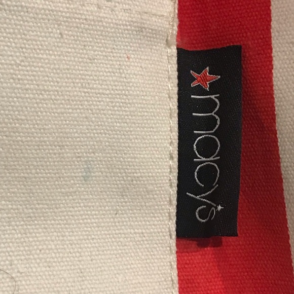 Macy’s Vintage Canvas Bag Red Offwhite Pocket Rope Sling Backpack Beach Workout - Picture 5 of 5